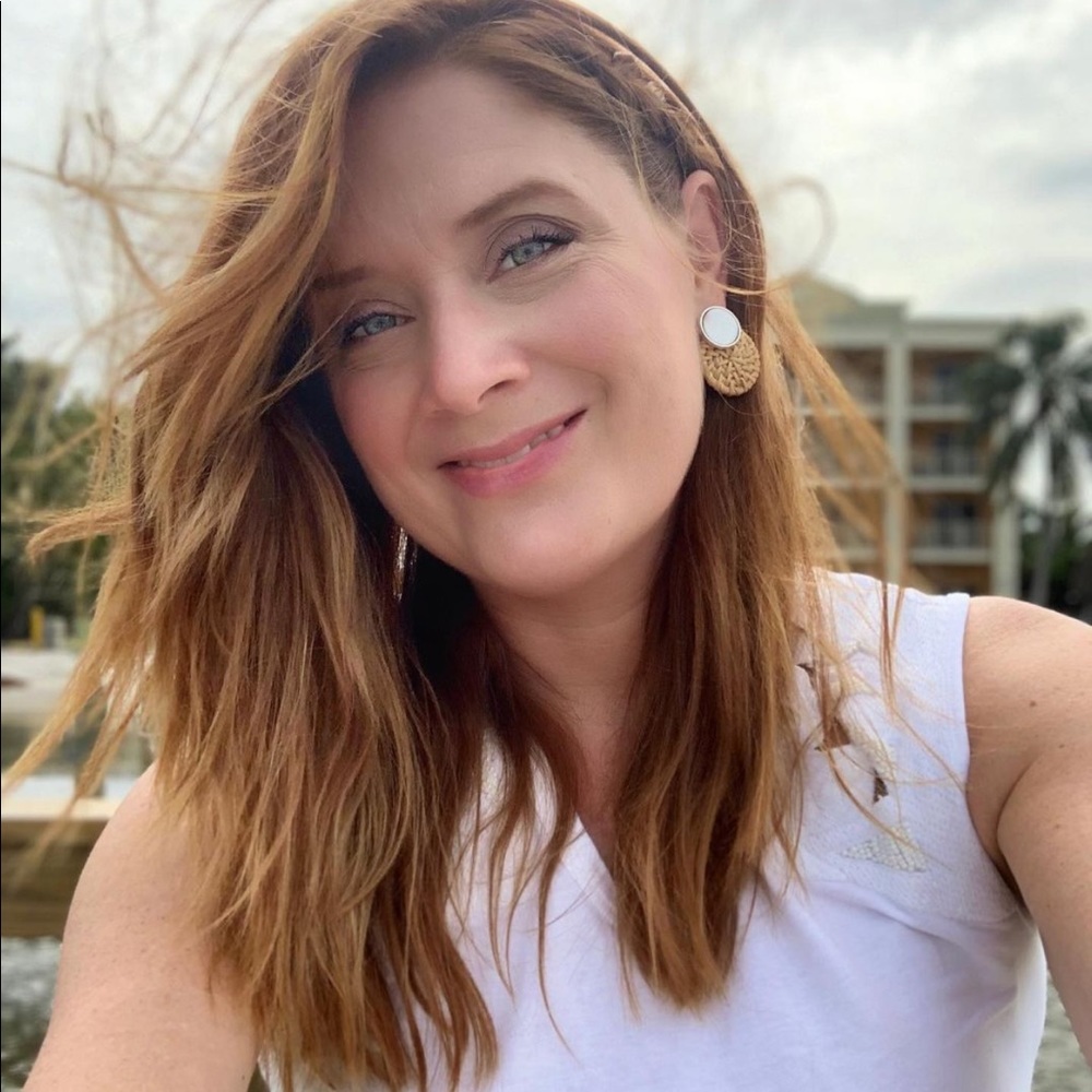 Meet your Posher, Amanda